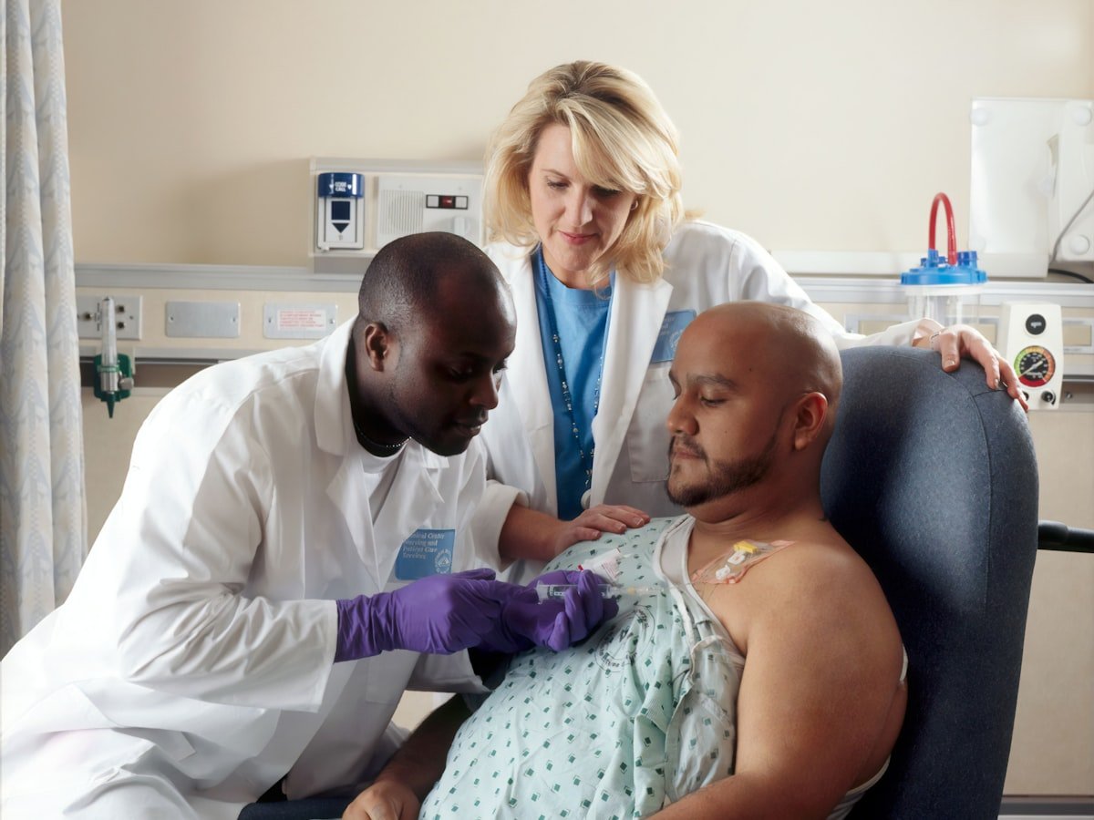 Clinical team member supporting a virtual refill visit for British Columbia